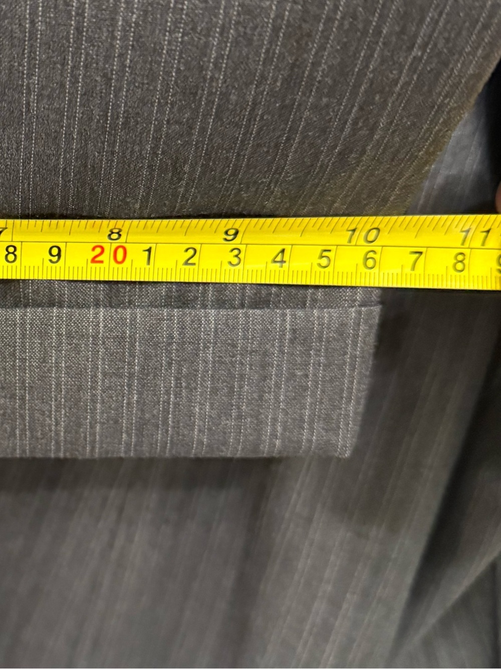 46R Jos. A Banks Suit - 2 Button Dark Gray Pin Stripe. Pants included. - Picture 15 of 15
